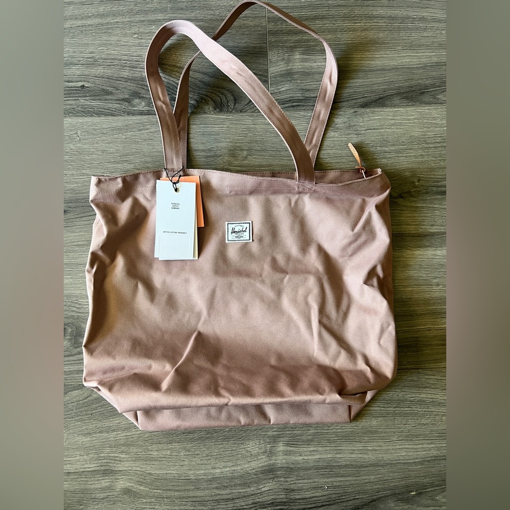 Herschel mica Tote bag- Brand new with tags